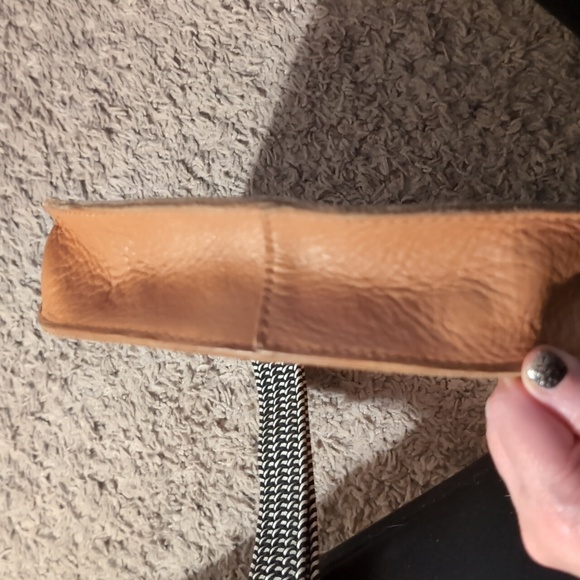 Madewell Crossbody Purse - Picture 4 of 7